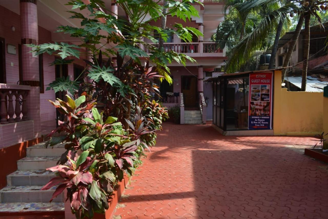 Esther Guest House Calangute Exterior foto